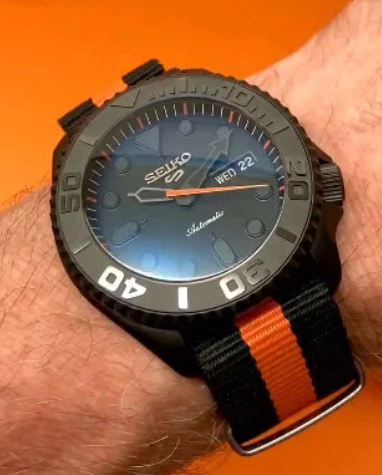 Black and Orange Stealth Hands Diver with 3 o’clock crown and Black/Orange NATO Strap